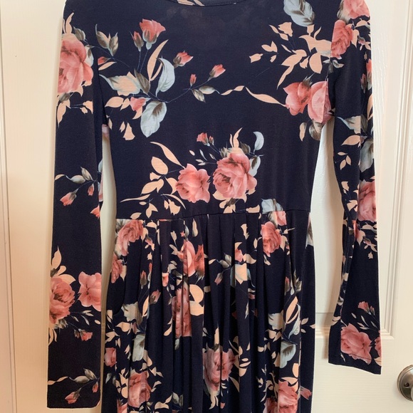 FLORAL DRESS - Picture 2 of 3